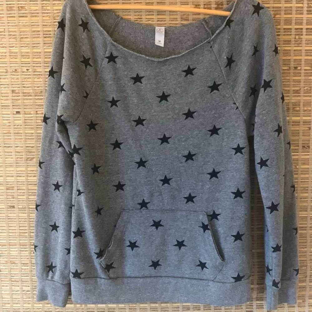 star sweatshirt